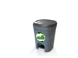 Lixeira pl�stica com pedal 15L cinza Antares